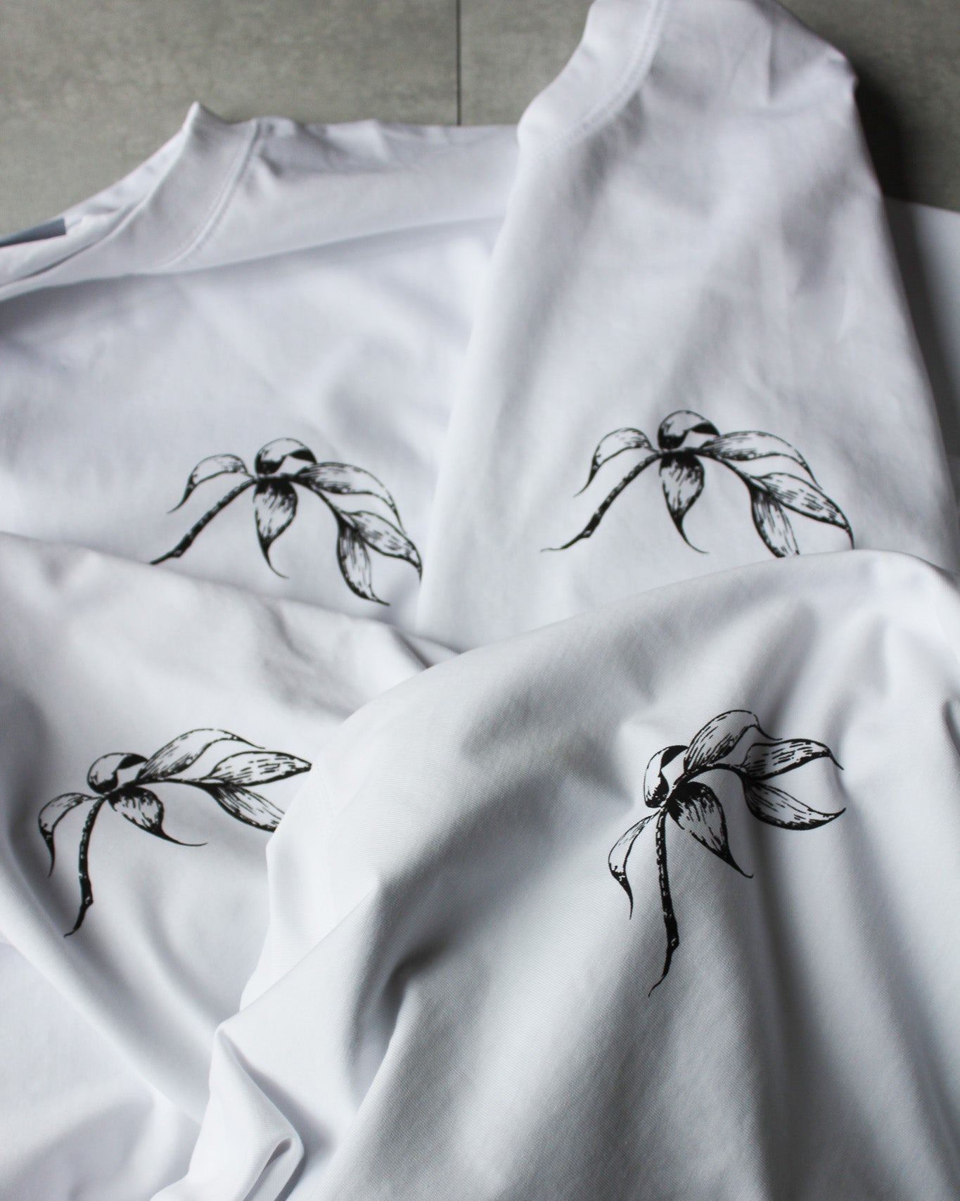 Magari T Shirt - White